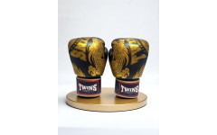 Боксерские перчатки TWINS FBGVL3-49 black gold 16 oz Боксерские перчатки TWINS FBGVL3-49 black gold 16 oz